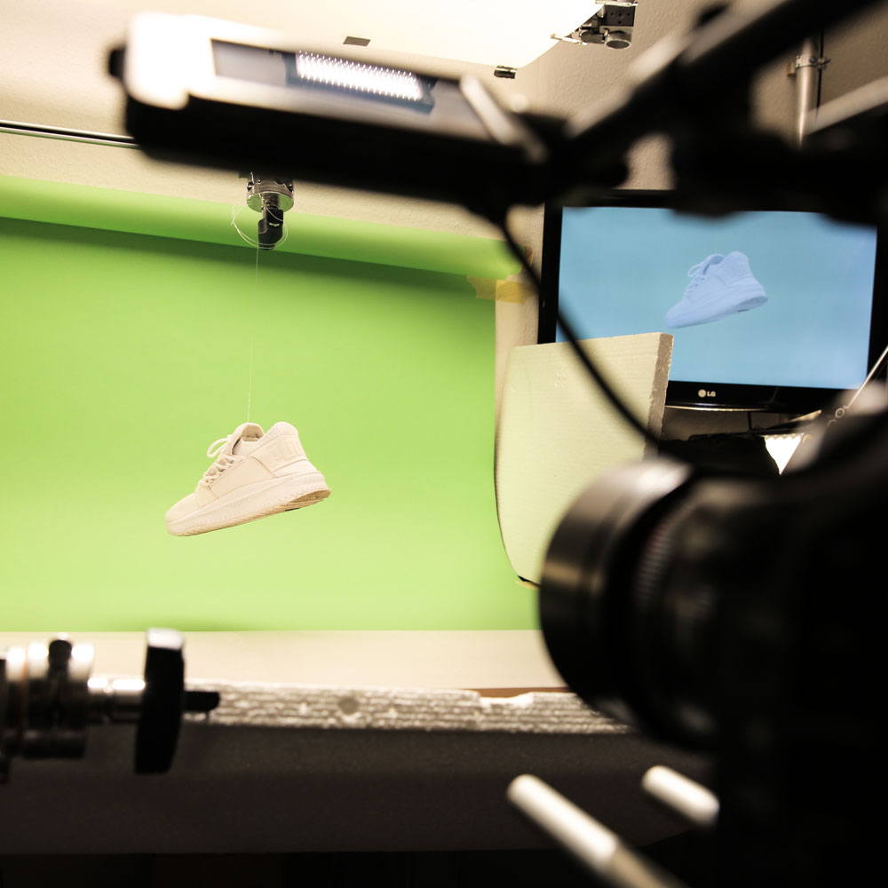 Sneaker vor Greenscreen